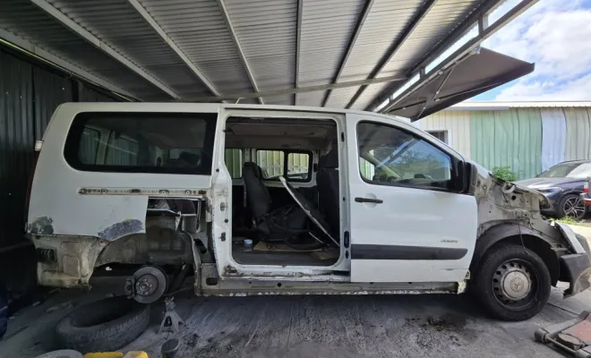 Votre sinistre, notre savoir-faire en métallurgie,  Saint-Paul, AER Peinture